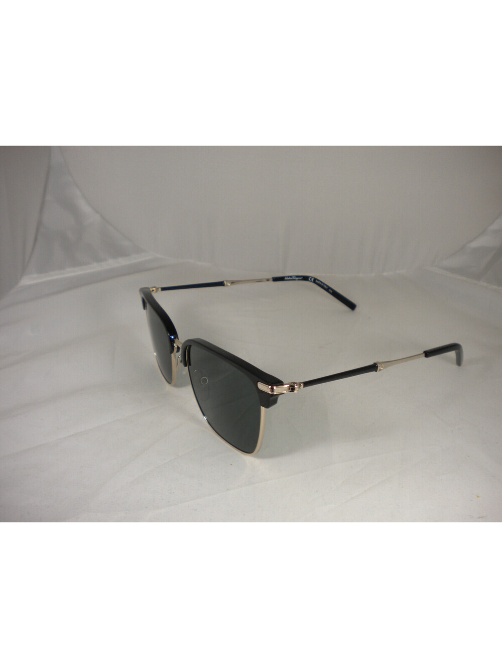 Salvatore Ferragamo SF227S 703 (310)